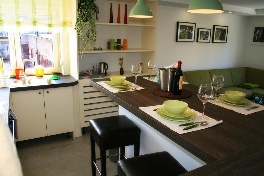 Apartment Classic Deco Загреб Стая снимка